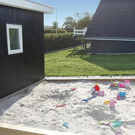 Gorgeous Home In Hejls With Wifi Hejls