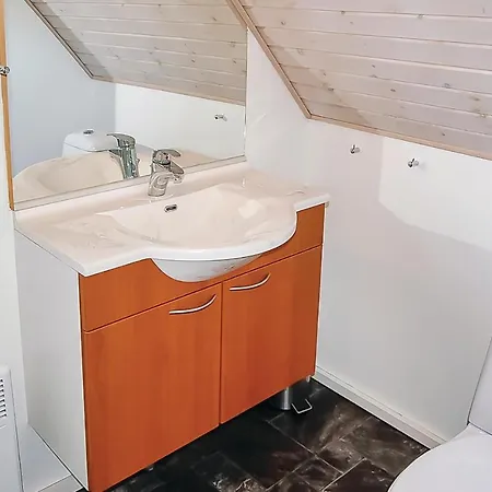 Ternevej X Nyaraló *